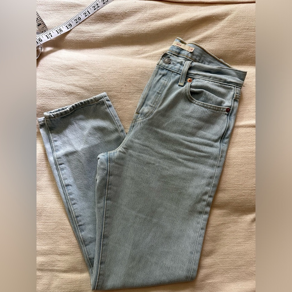 Levi’s Wedgie Jean
